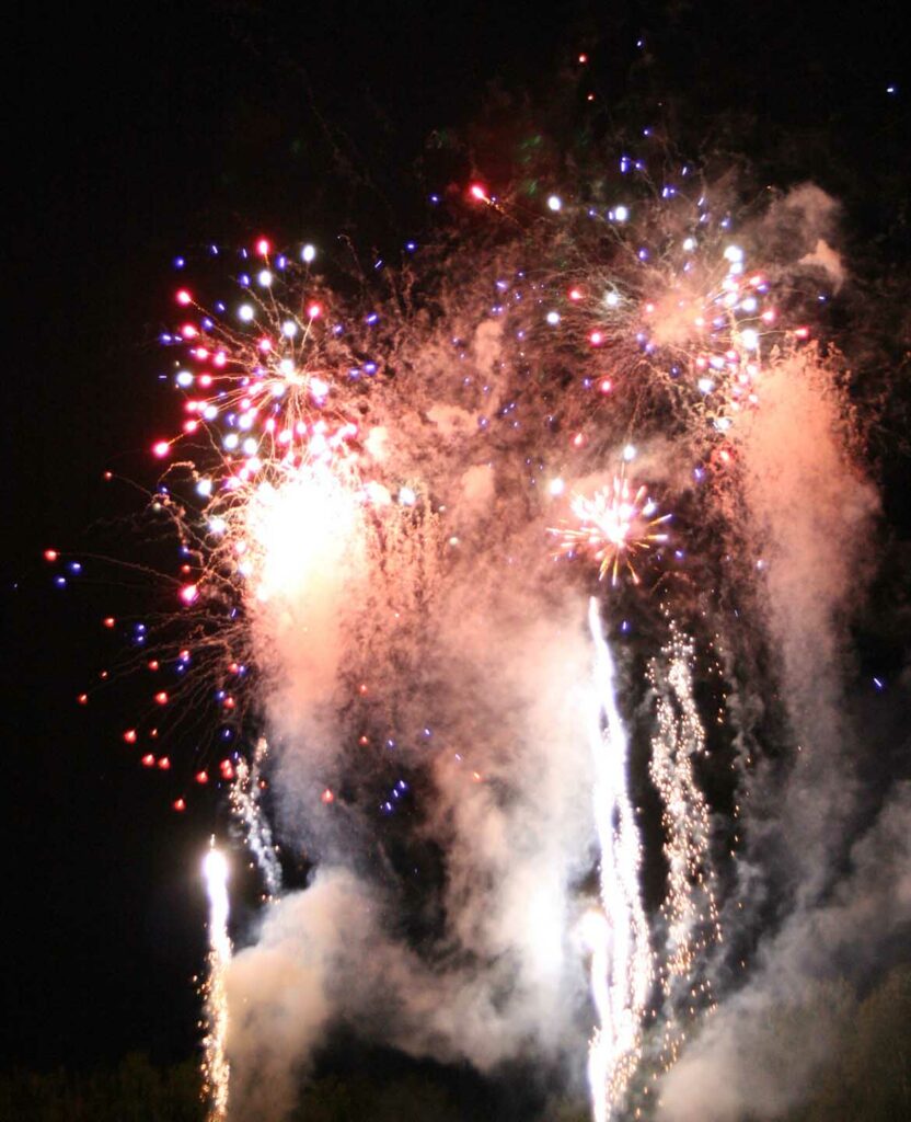 Webster, Wisconsin, Fireworks